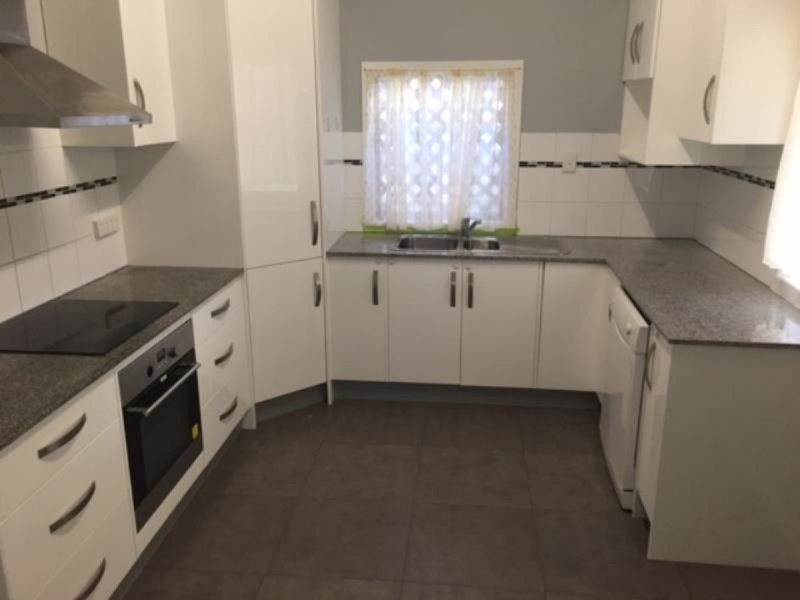 313 Bolsover Street, Depot Hill QLD 4700